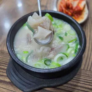 이창진가마솥곰탕 사진 1