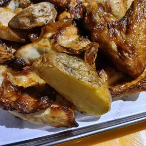 오븐마루치킨 사진 1