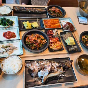 달빛에구운고등어 대표 사진