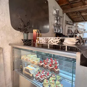 안지 대표 사진