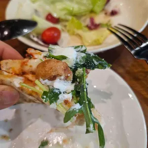 찰스의식탁 사진