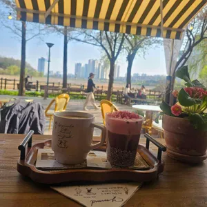 YMMD[와이엠엠디]호수공원 대표 사진