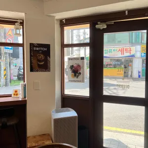 스위치로스팅하우스 대표 사진