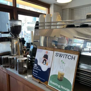 스위치로스팅하우스 대표 사진