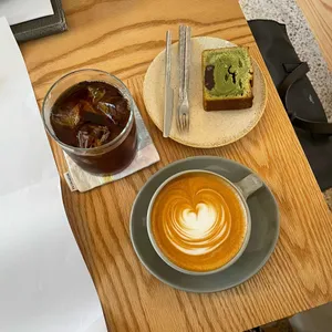 연흔 로스터스 사진