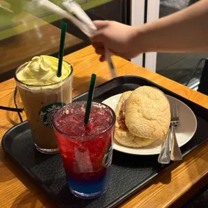 스타벅스 사진 1