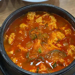 맷돌로만 사진