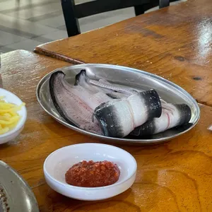 한강민물장어 사진 1