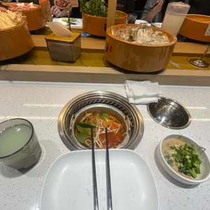 용가 회전훠궈 대표 사진