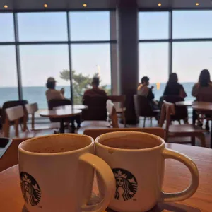 스타벅스 대표 사진