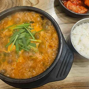 고향옥얼큰순대국 대표 사진