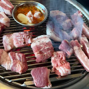 비당 고깃집 사진