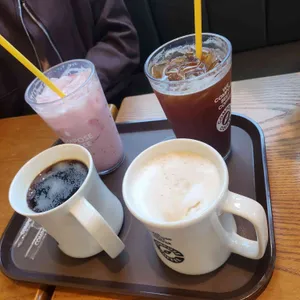 컴포즈커피 사진