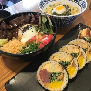 료미 사진