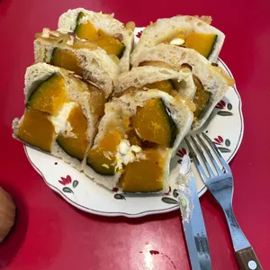 엠프티커피 대표 사진