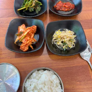 마담이네 애호박국밥 사진 2