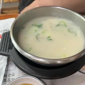 팔복도가니탕 사진 1