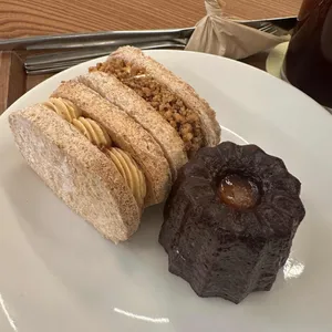 연의양과 사진