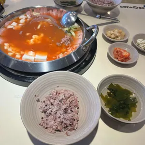 킹콩부대찌개 사진