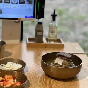 평양냉면 율평 대표 사진