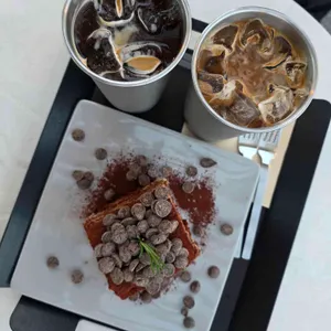 셀렉티드 닉스 사진 1