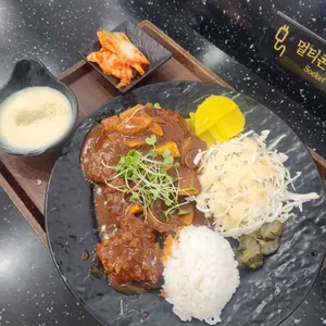 충주휴게소 하행점 푸드코트 사진 1