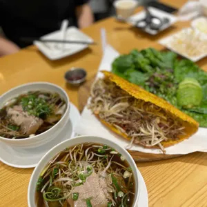 비엣테이블 사진