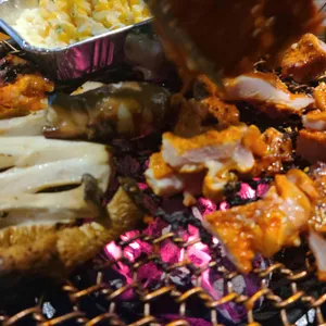 참숯삼인조 사진