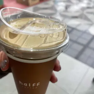 하프커피 사진 1