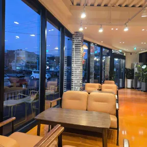 모레즈카페 대표 사진