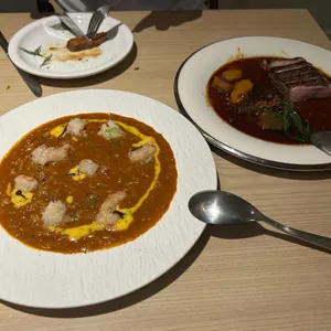 끌레망꾸꾸 대표 사진