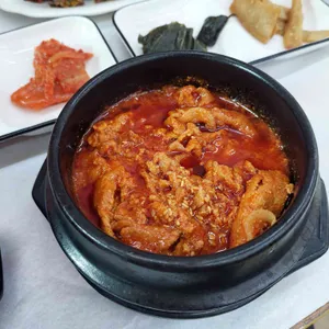당산나무집 사진