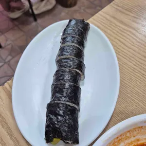 윤옥연 할매떡볶이 대표 사진