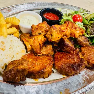 케르반 레스토랑 사진