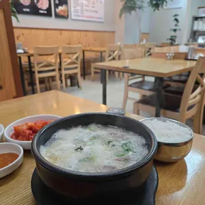 진지방순대국 사진 1