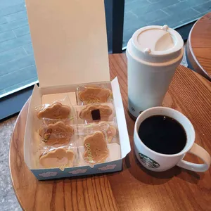 스타벅스 대표 사진