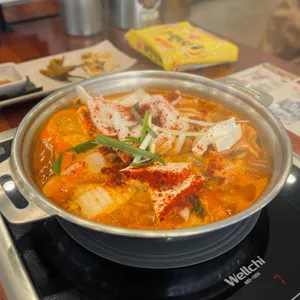 초부리김치찌개 사진 1