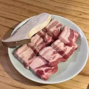 초필살돼지구이 사진 2