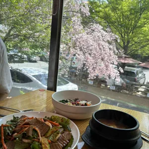 별당보리밥 사진