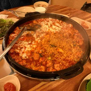 산갈래닭갈비 대표 사진