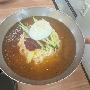 현대밀면 사진