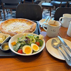 폴 바셋 리뷰 사진