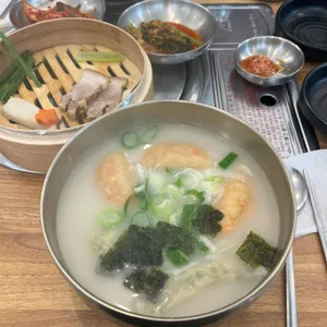 심가네칼국수 대표 사진