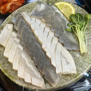 청춘종합어시장 대표 사진