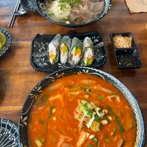 인더비엣 대표 사진