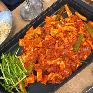 그릴덕 숯불오리 사진 1