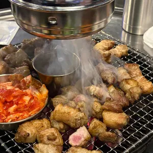 일통왕소금구이 대표 사진