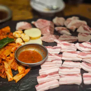 석암생소금구이 사진 2