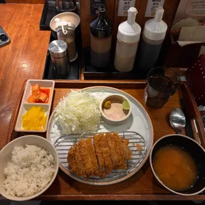 카츠업 대표 사진