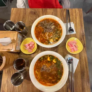 누들아한타이 사진
